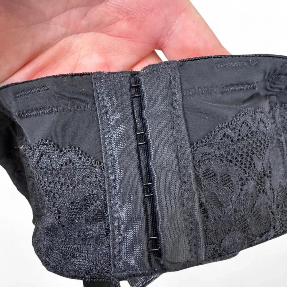 Torrid Curve Black Lace Trim Push-Up‎ Strapless Bra 38DD Underwire Support